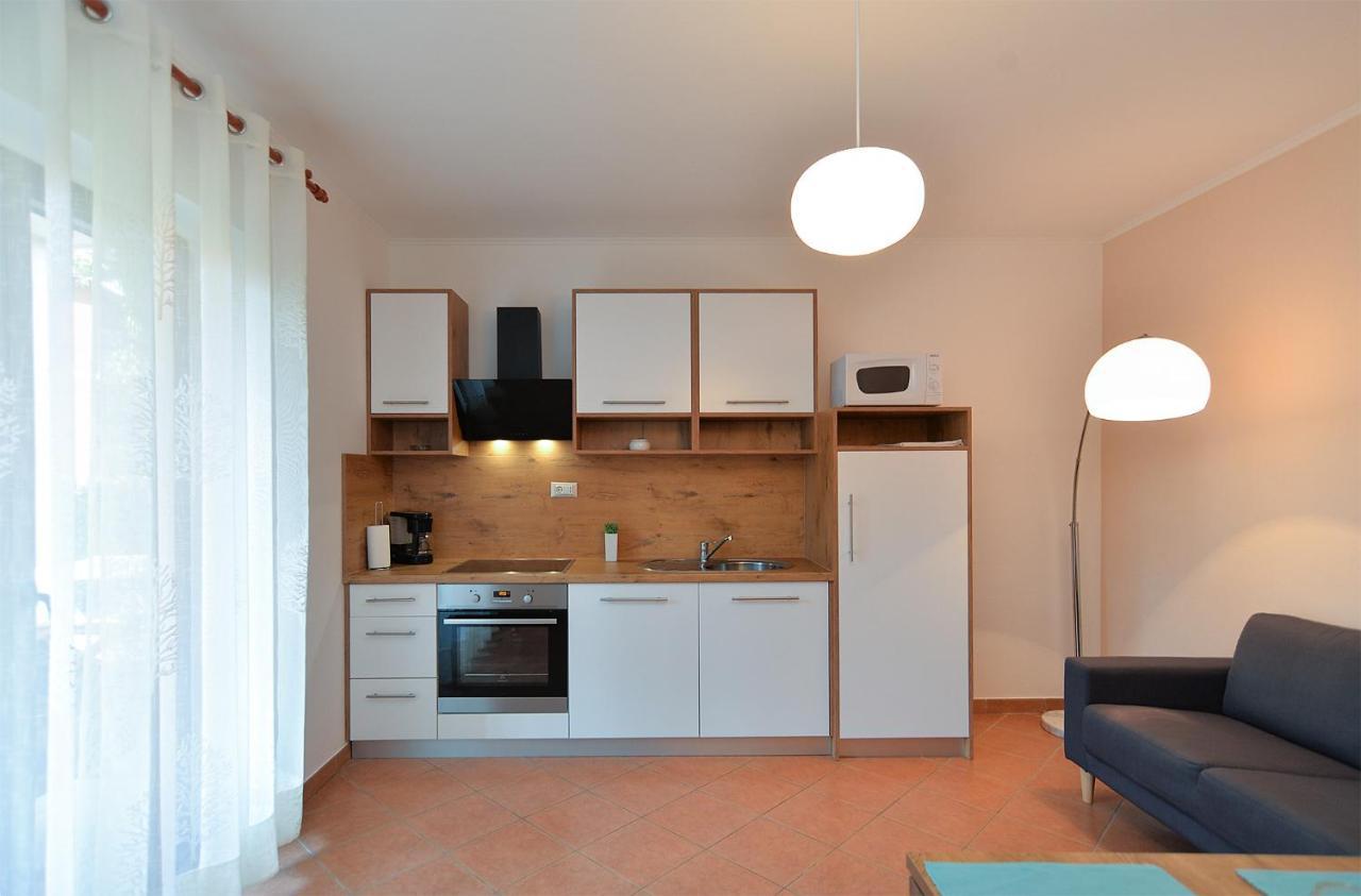Apartments Marija 1089 Poreč Exteriör bild