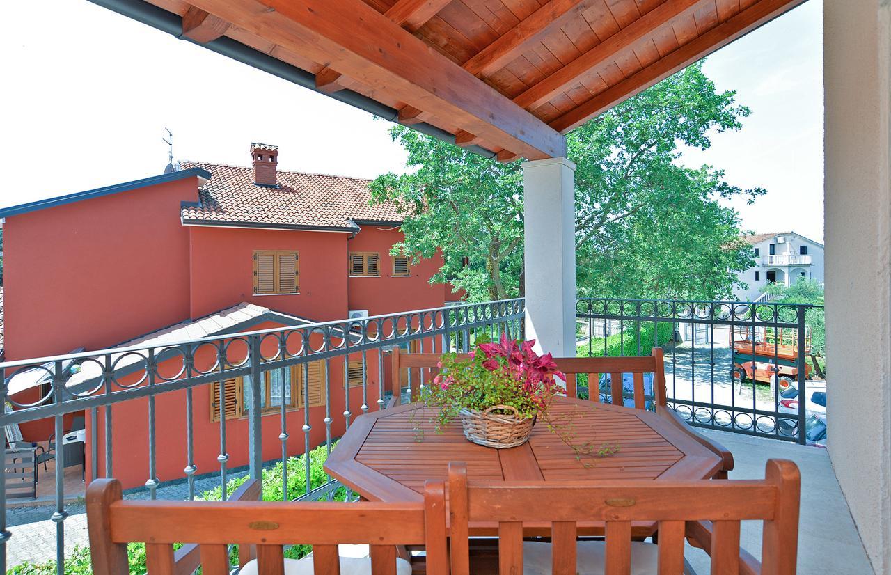 Apartments Marija 1089 Poreč Exteriör bild